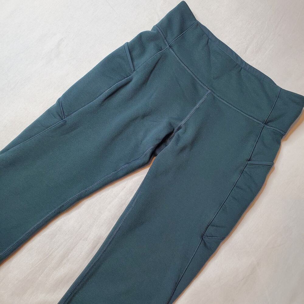 Athleta Women's Size M Altitude Edge Stash Pocket Tight Fleece Green 469516